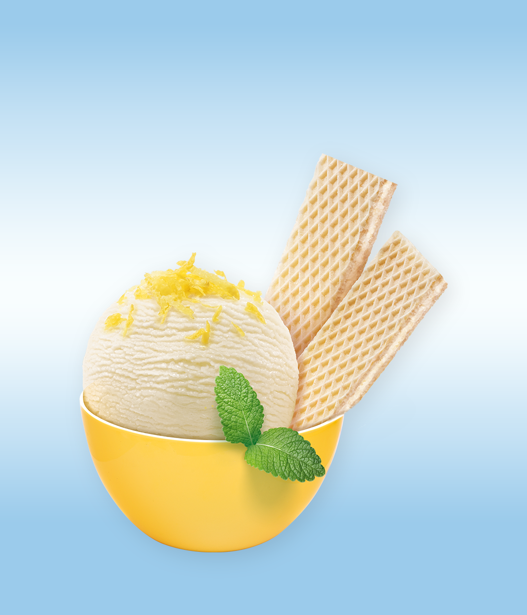 Zitronensorbet mit Zitronenzeste, Minze und Eiswaffeln in einer Schale